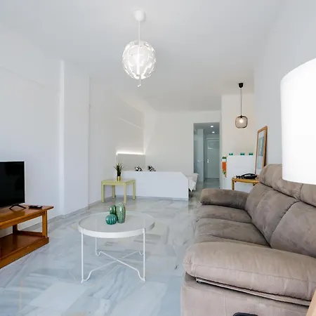 Estudio - La Caleta