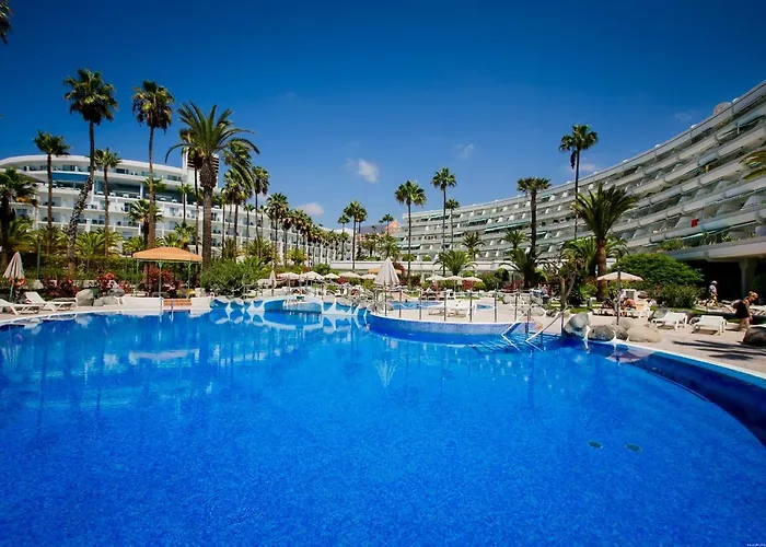 Estudio - La Caleta Адехе