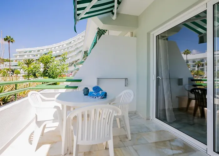 Апартаменти Estudio - La Caleta Адехе