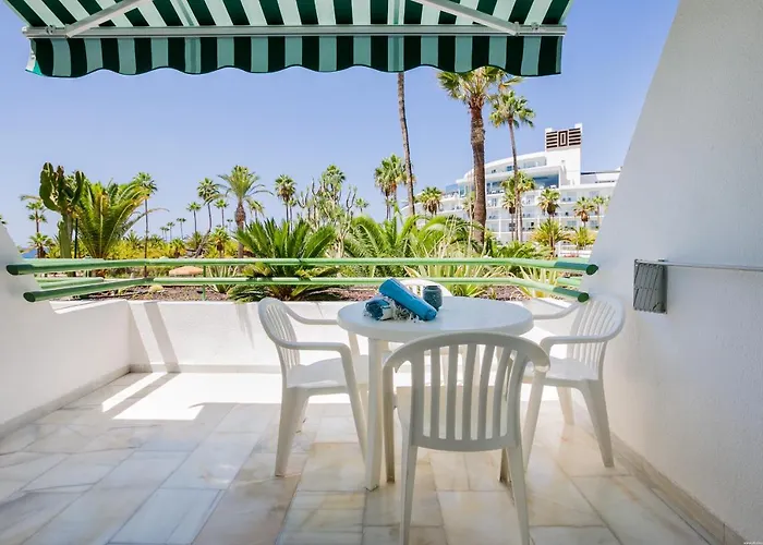 Апартаменти Estudio - La Caleta *